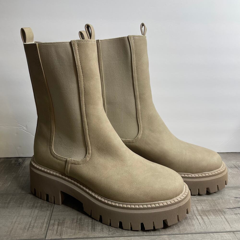 NEW DV By DOLCE VITA Womens Garden Tan Stone Chelsea Thick Sole  Boots Shoes 7.5